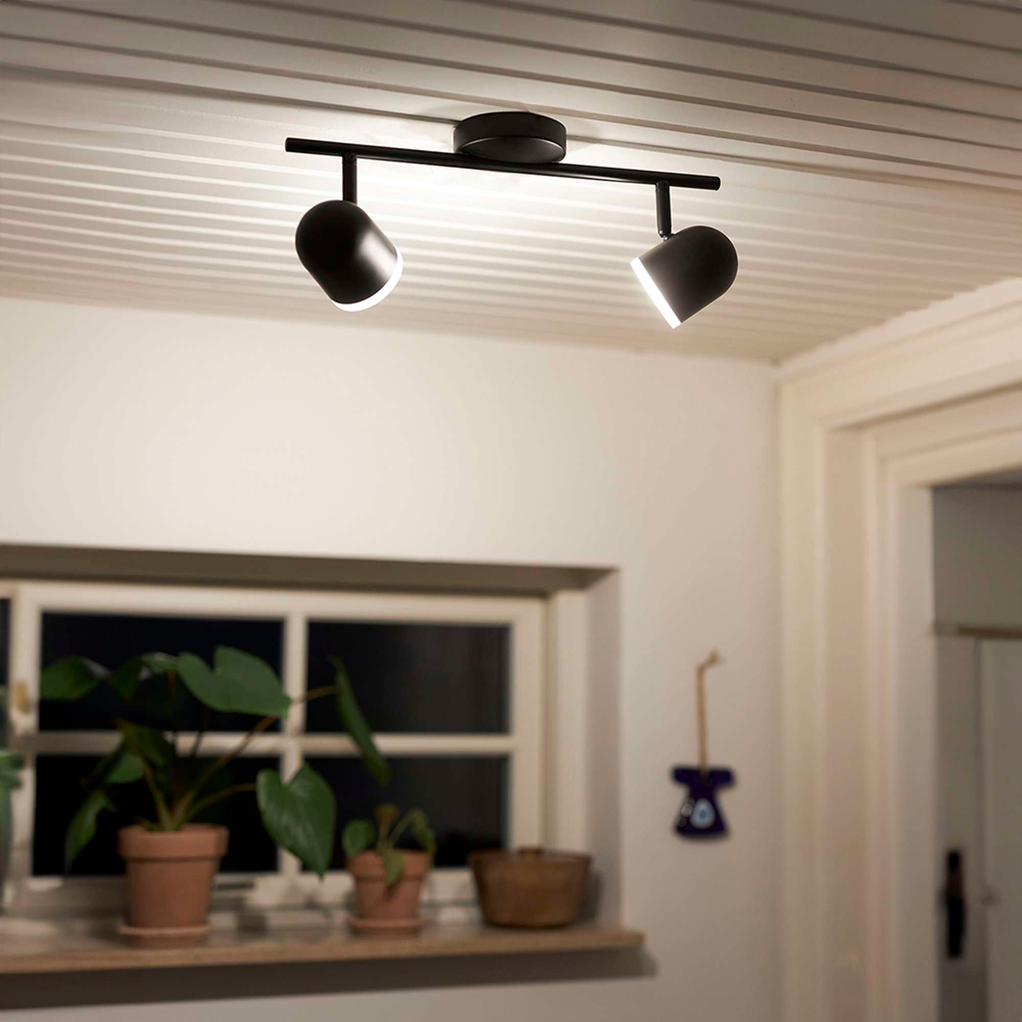 Hall LED 2-Loftspot Sort_3