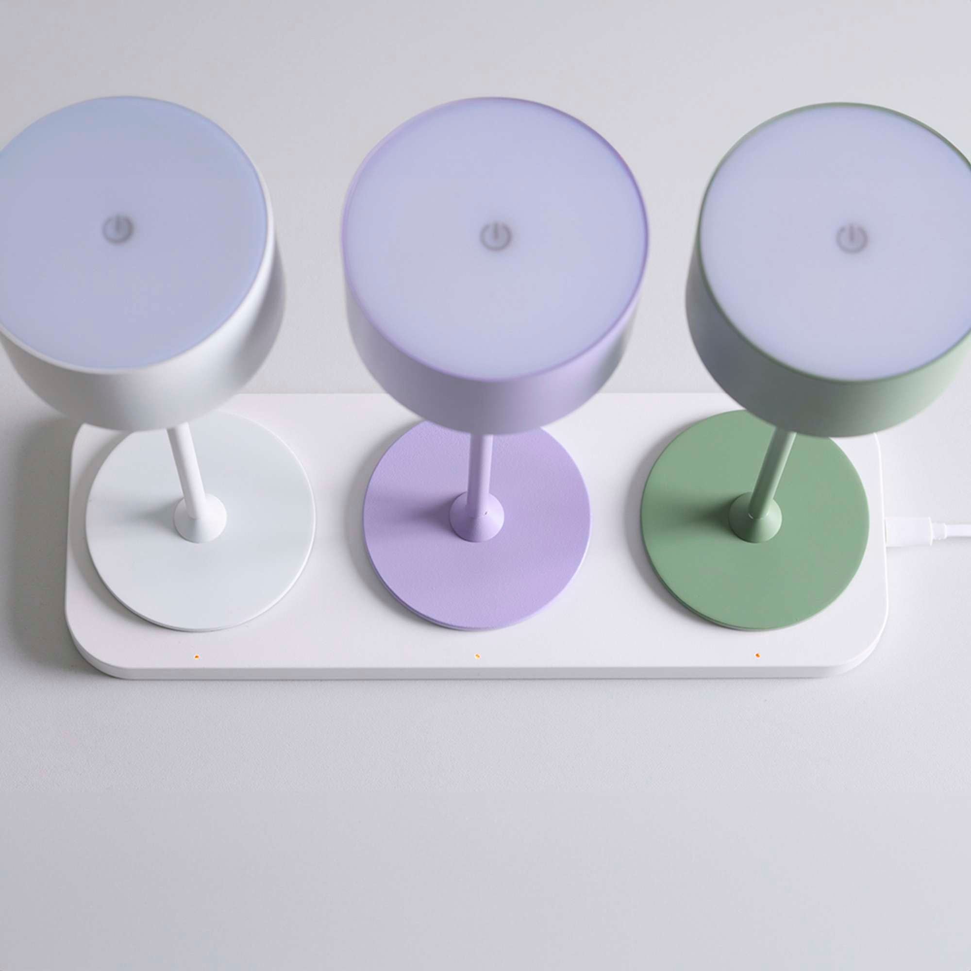 Ladestation Trådløs til 3 Lamper - hvid