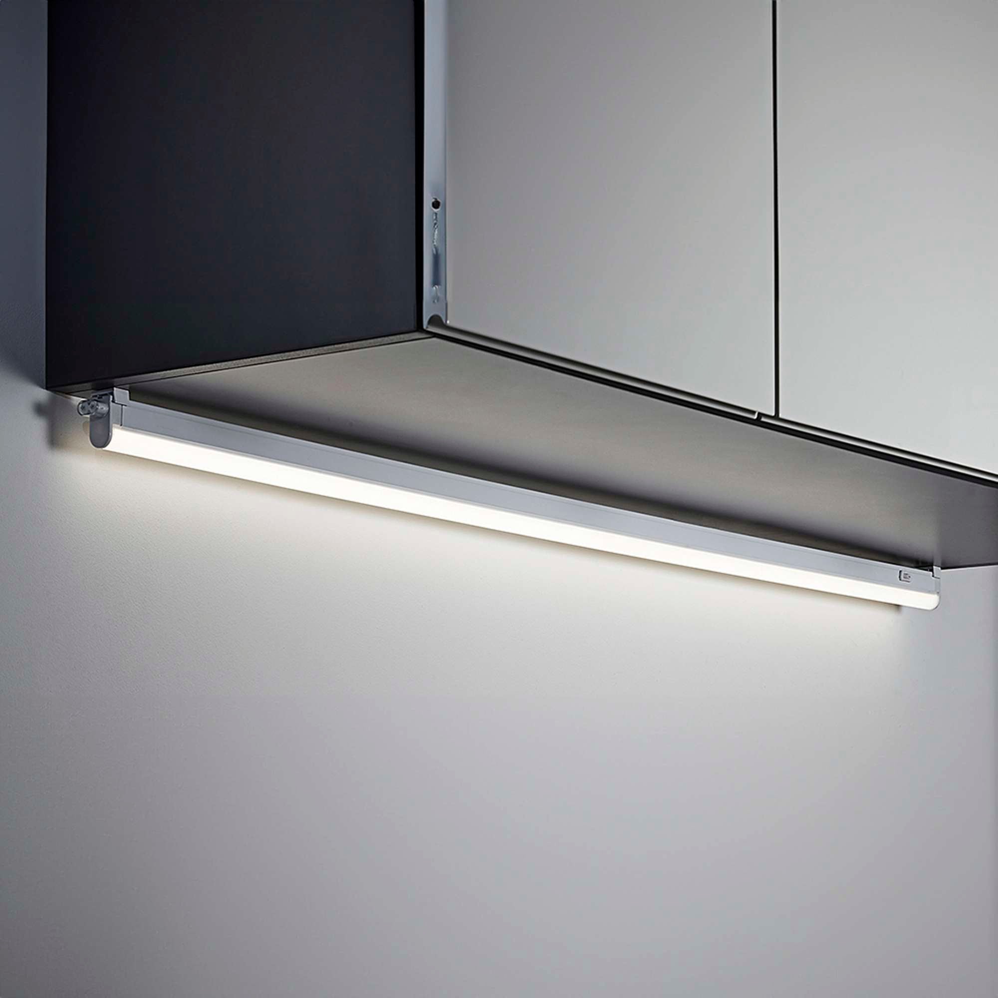 Eco LED Armatur 121 cm. - 3000K 15W