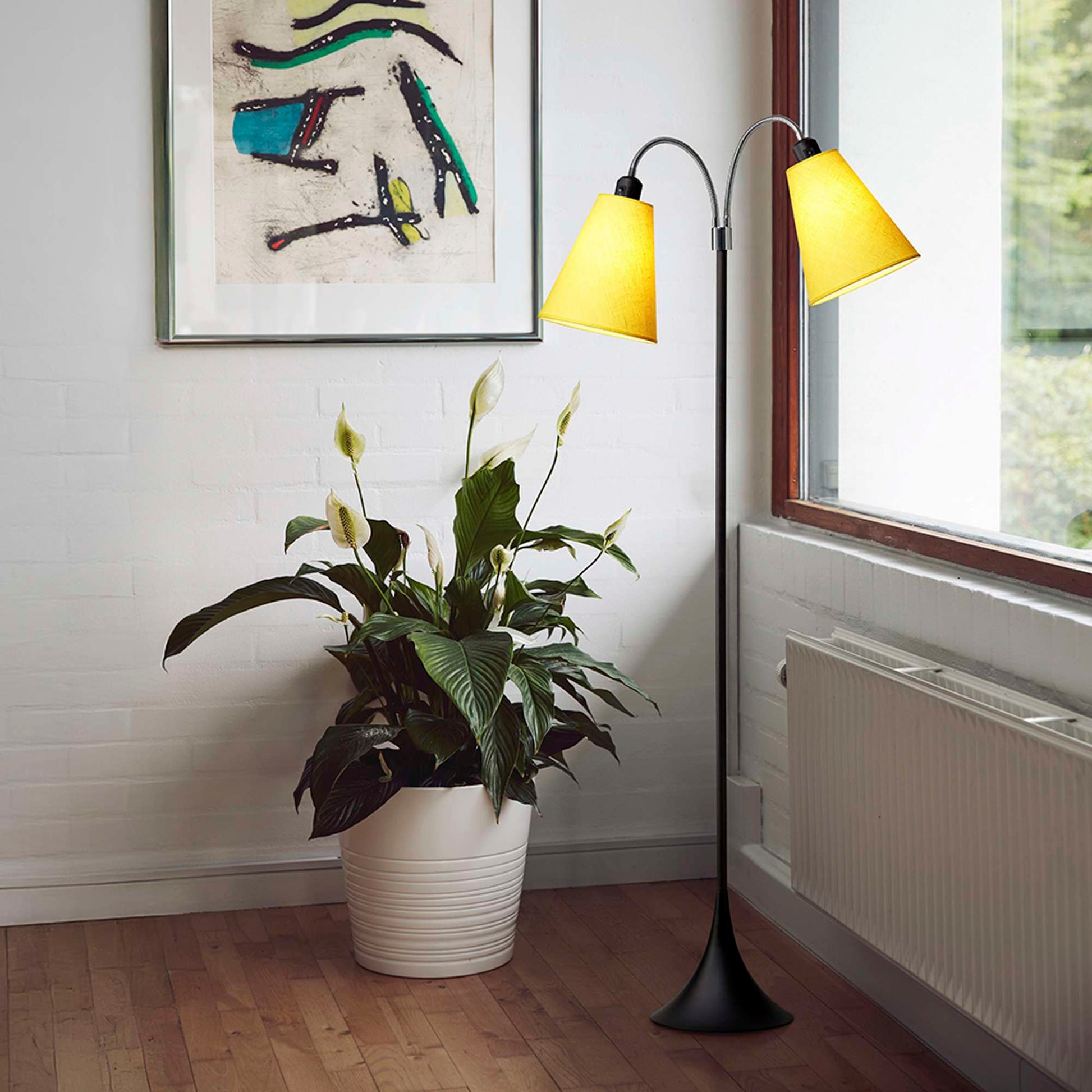 Fodgænger Gulvlampe Sort m/gule lampeskærme