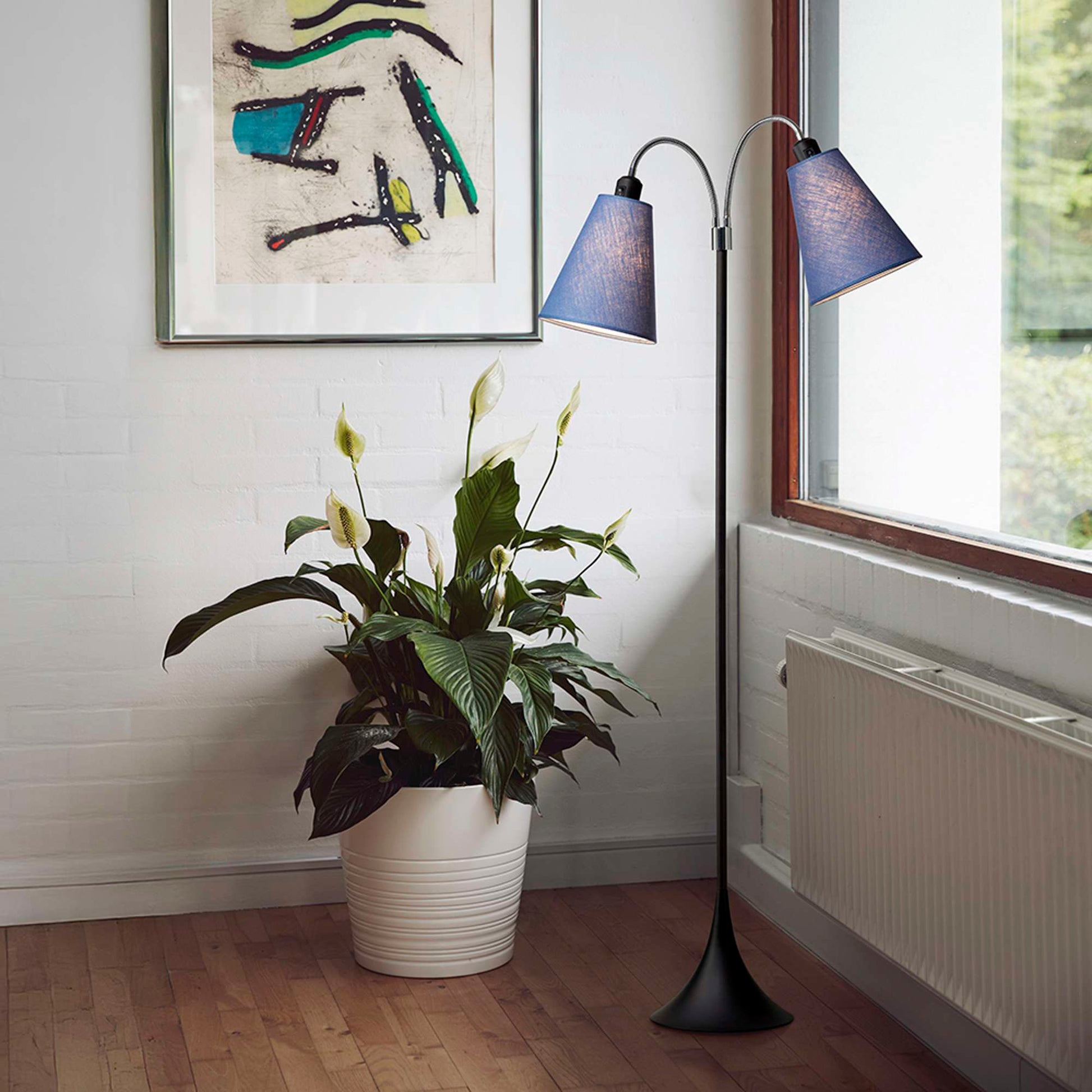 Fodgænger Gulvlampe Sort m/dalablå lampeskærme
