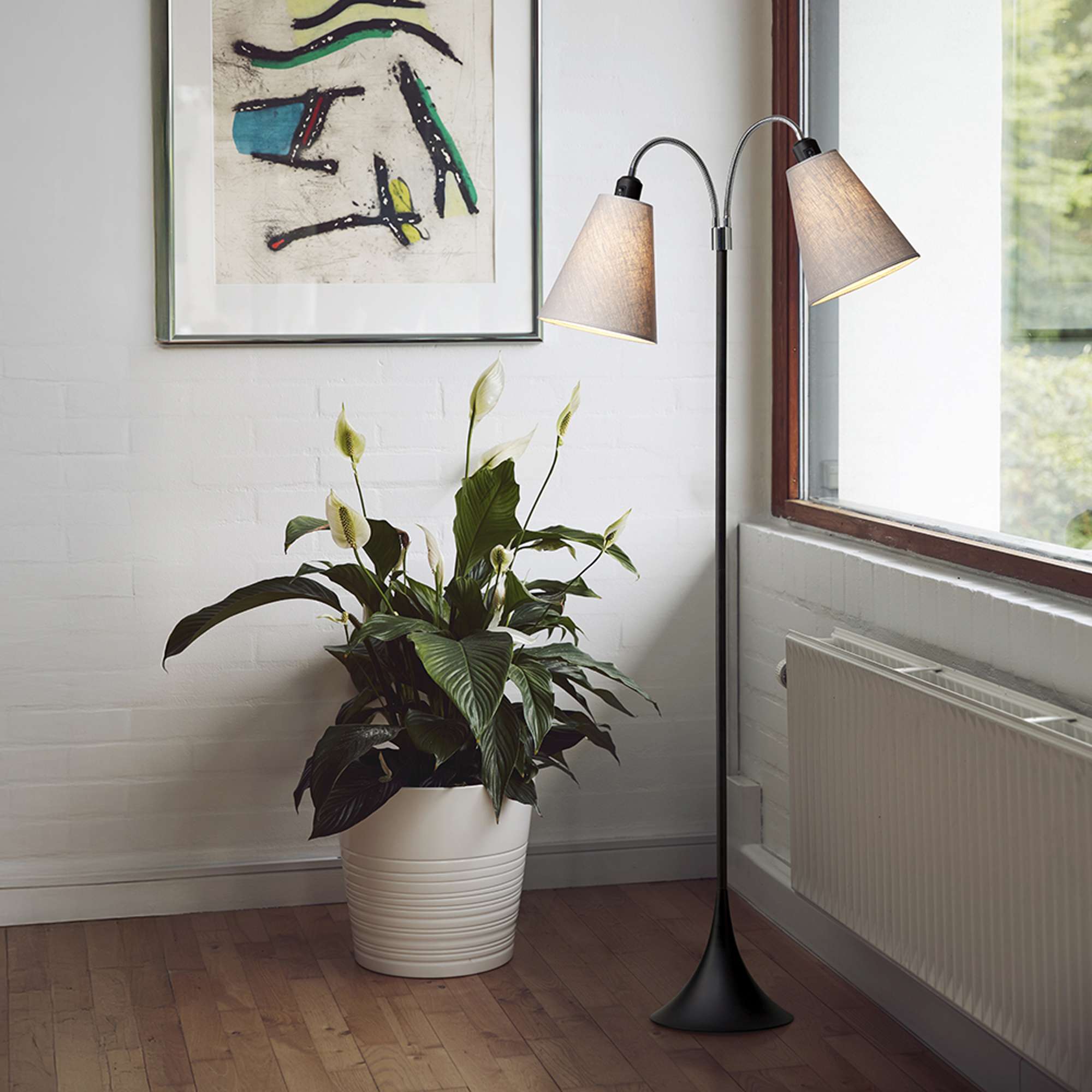 Fodgænger Gulvlampe Sort m/lysegrå lampeskærme