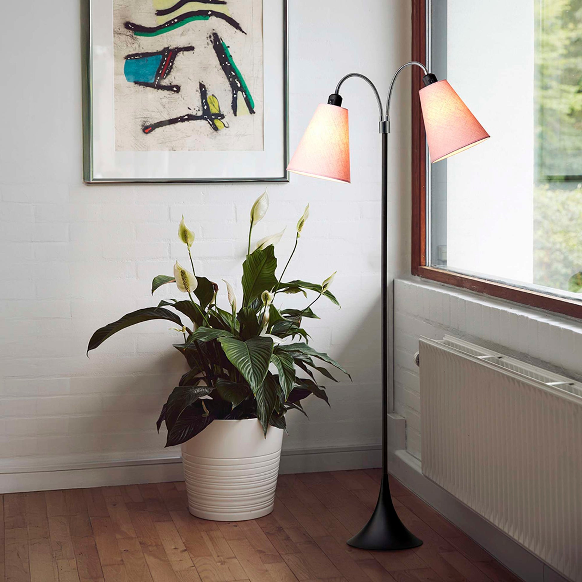 Fodgænger Gulvlampe Sort m/pink lampeskærme