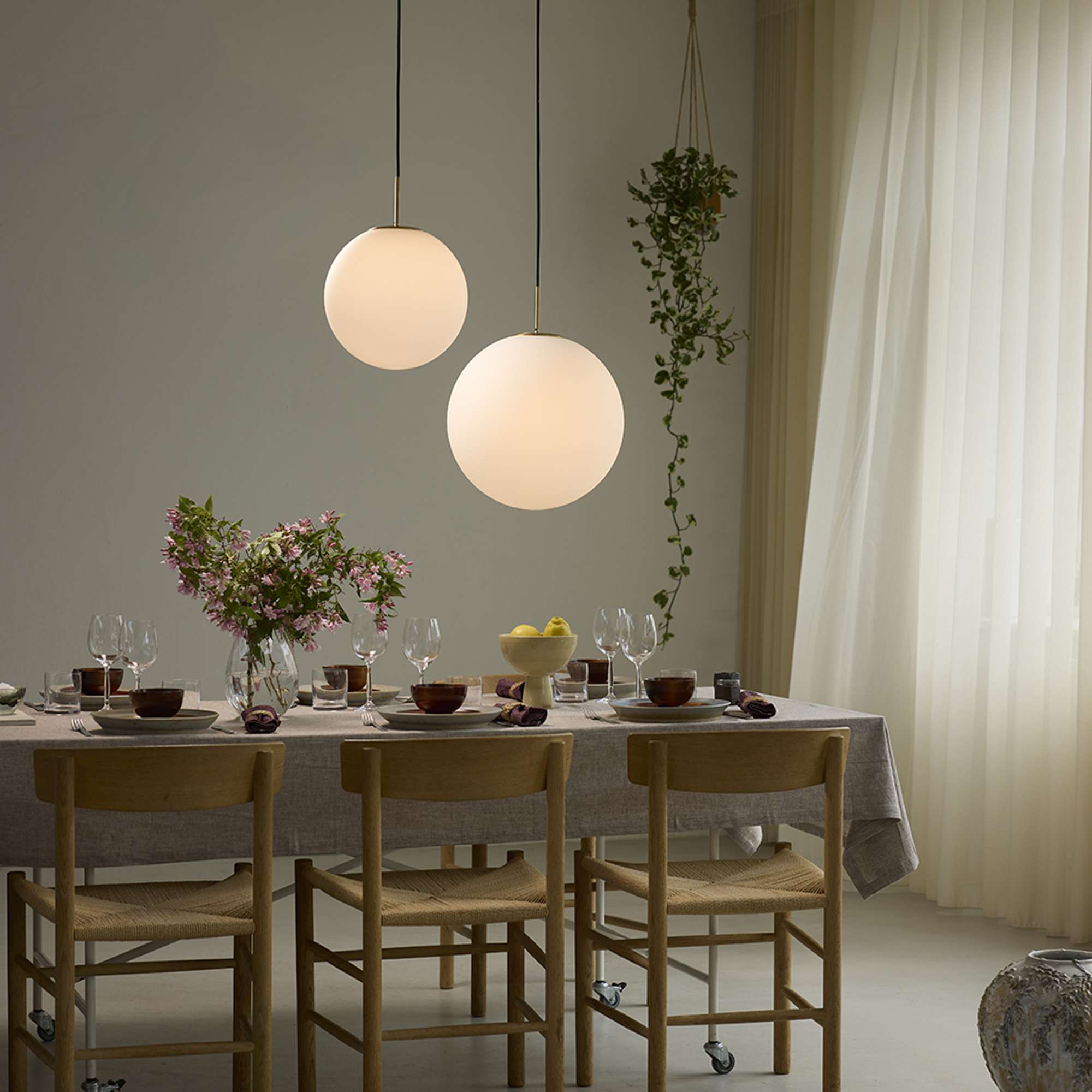 Nora Cafependel Ø40 cm – opal/messing