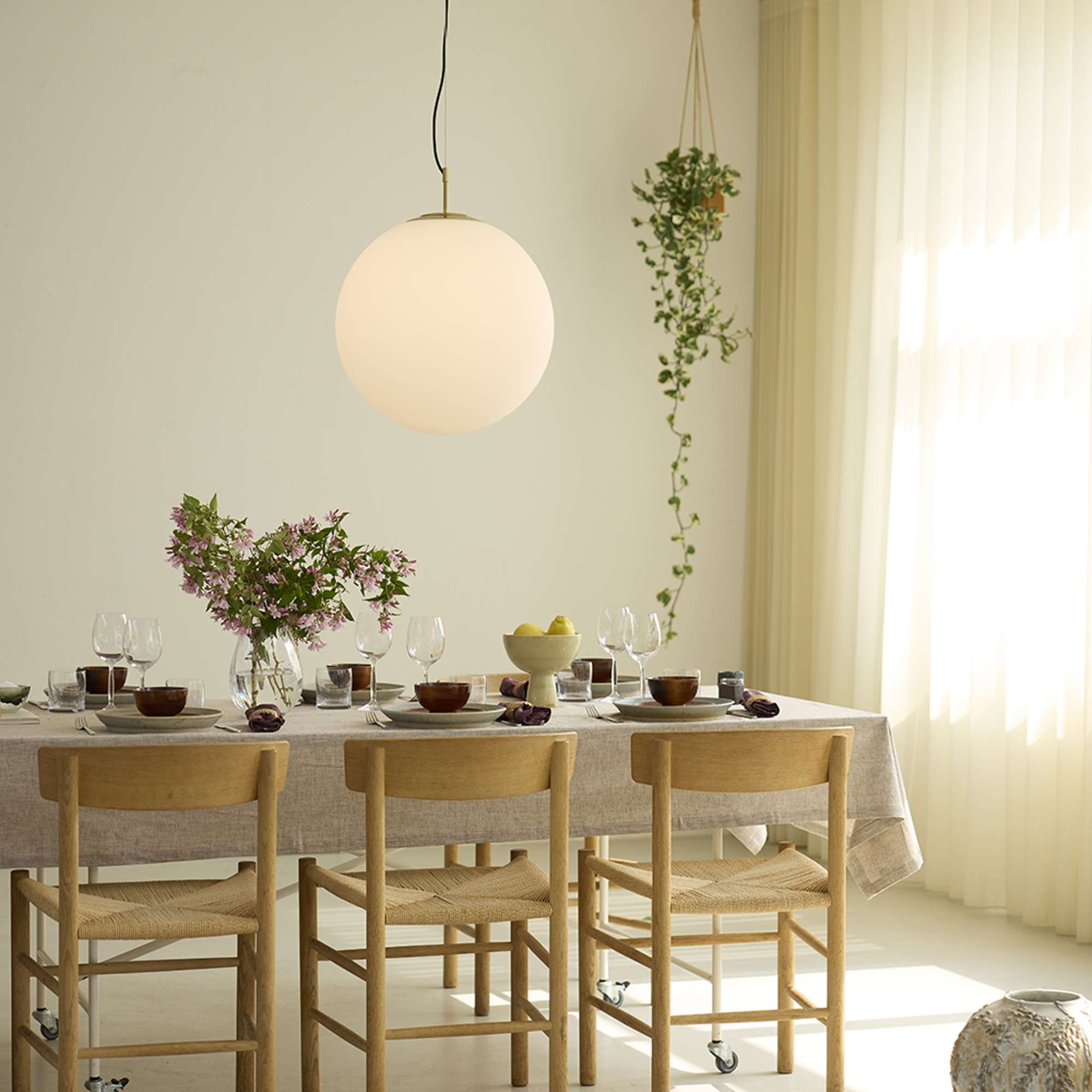 Nora Cafependel Ø50 cm – opal/messing