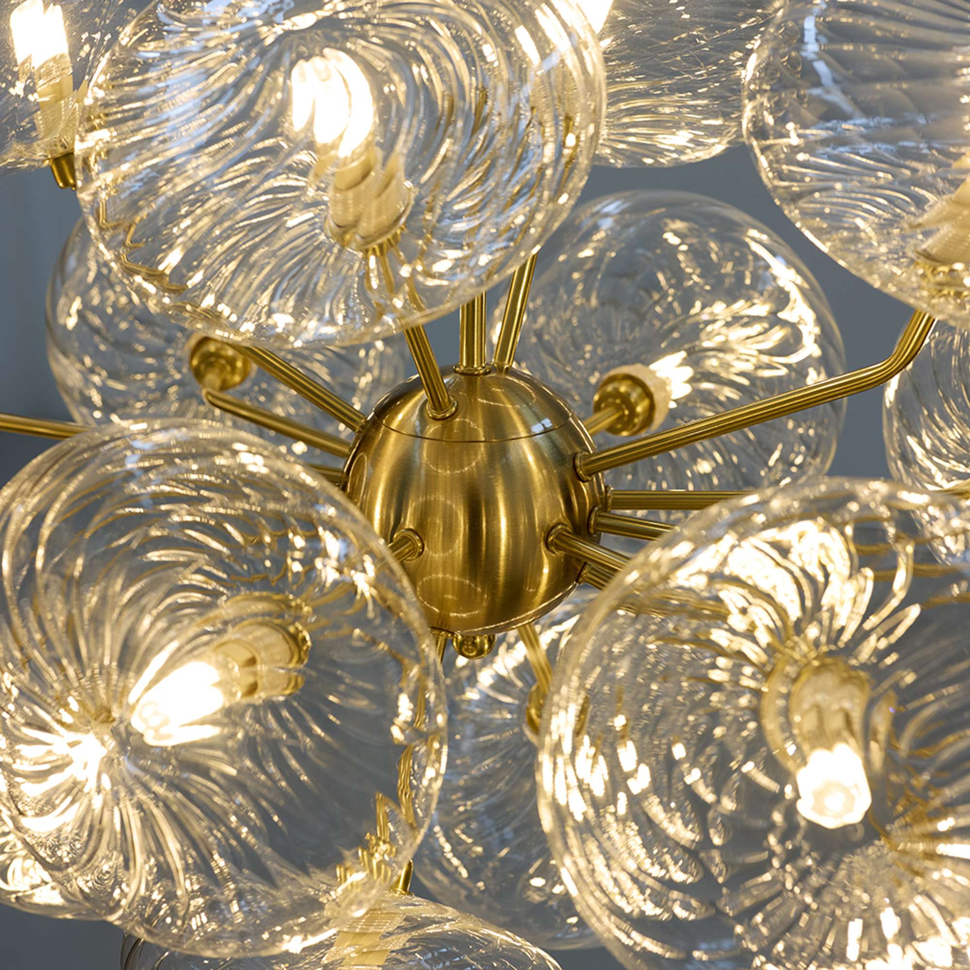 Olivia Pendel - antik messing