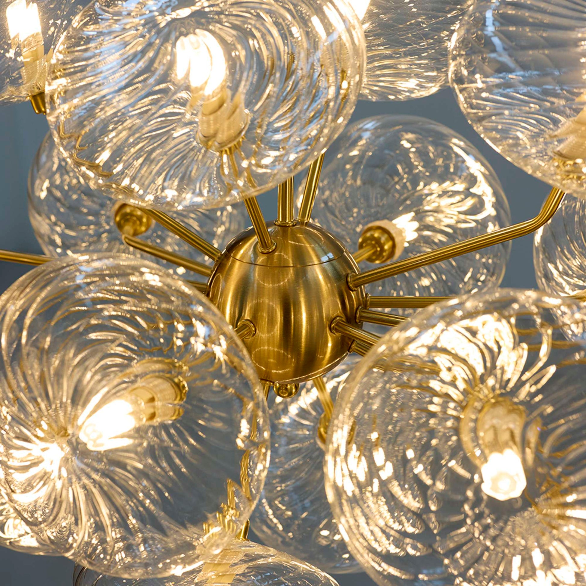 Olivia Pendel - antik messing